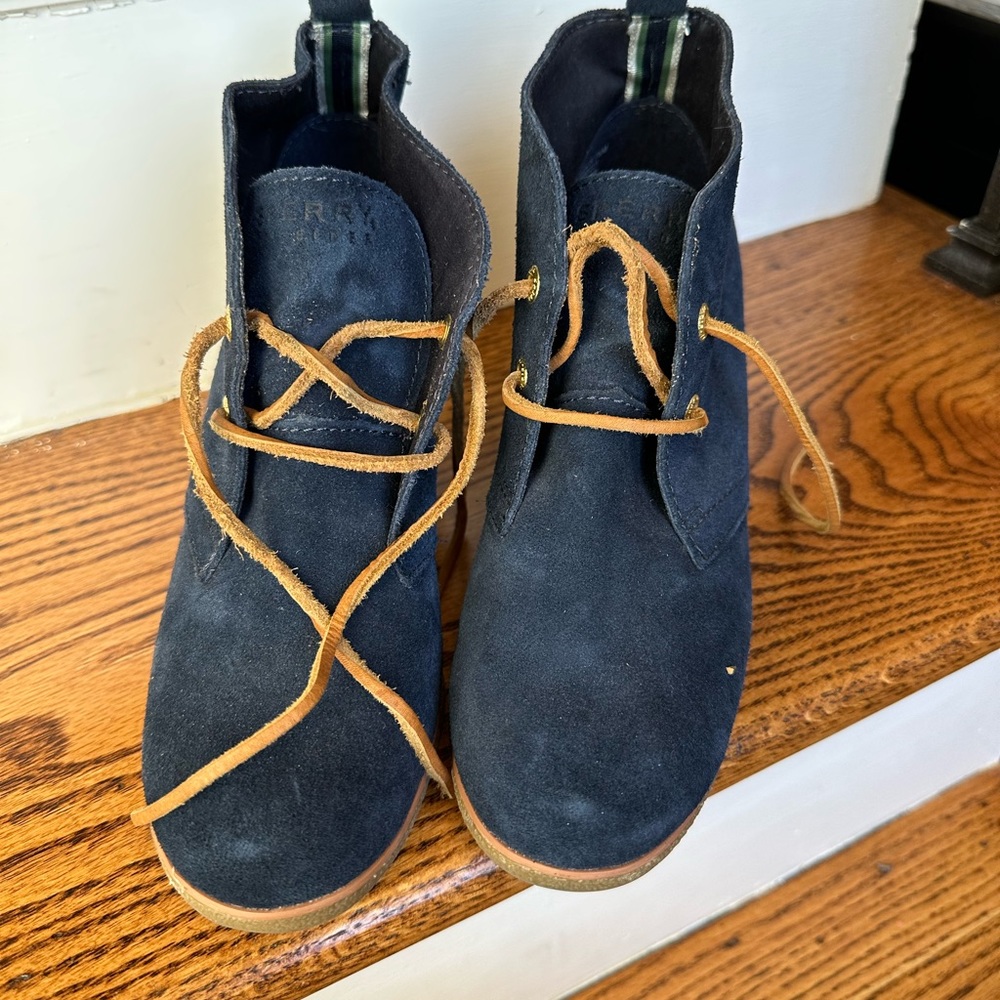 Sperry Top Sider Women US 7.5 Navy Leather Wedge Bootie Boots Shoe